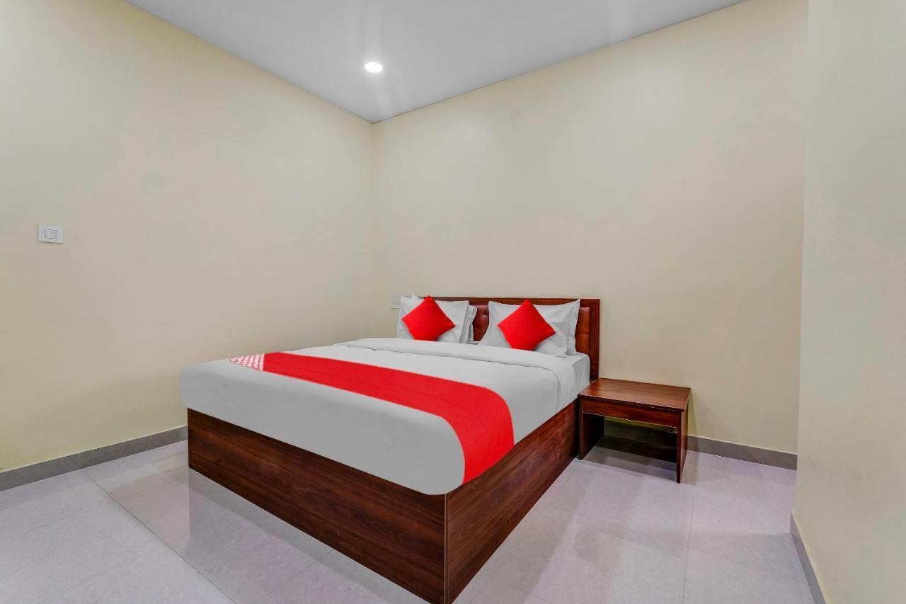 Oyo Flagship Hotel Ayodhya Bengalúr Exteriér fotografie