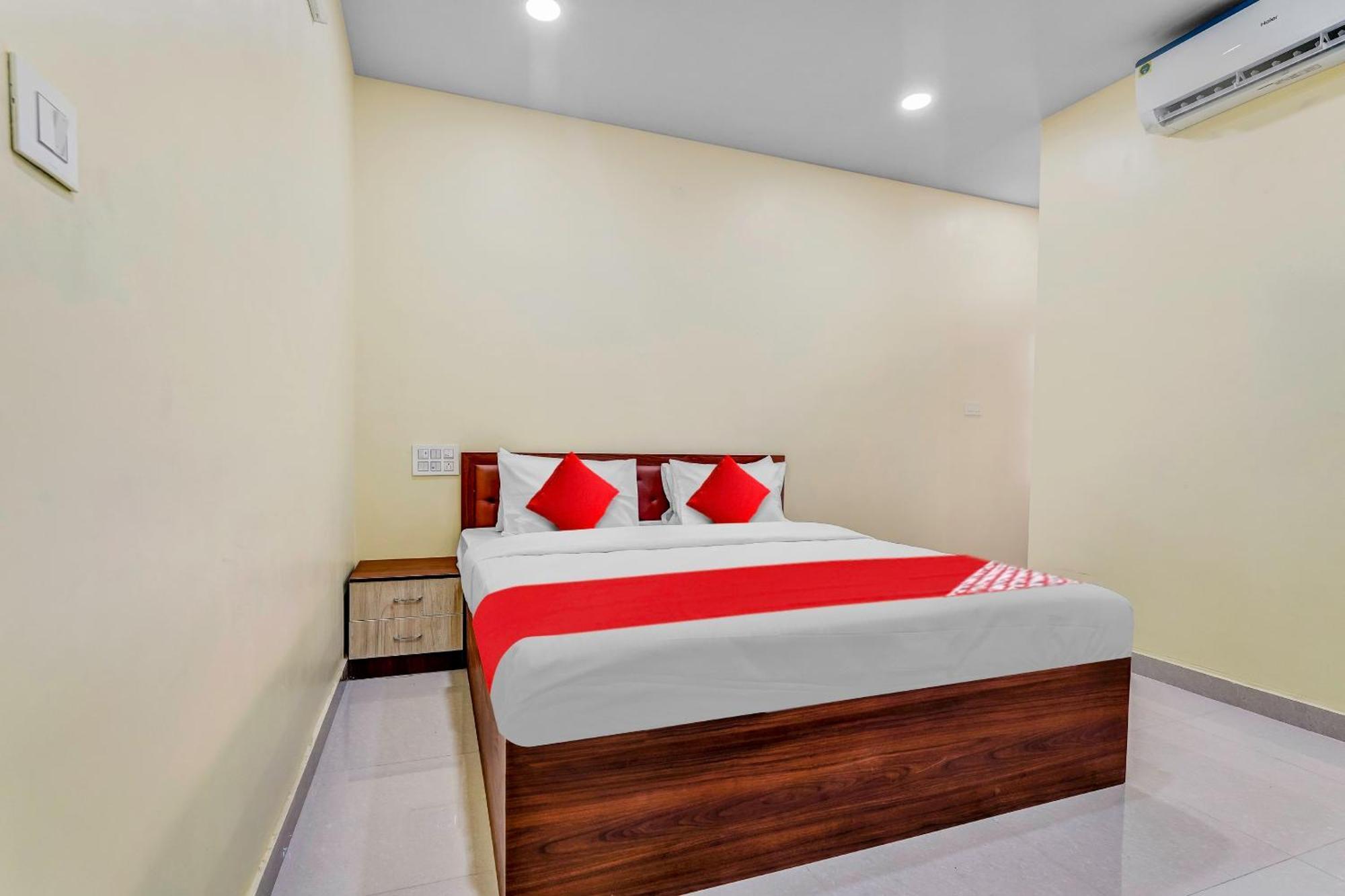 Oyo Flagship Hotel Ayodhya Bengalúr Exteriér fotografie