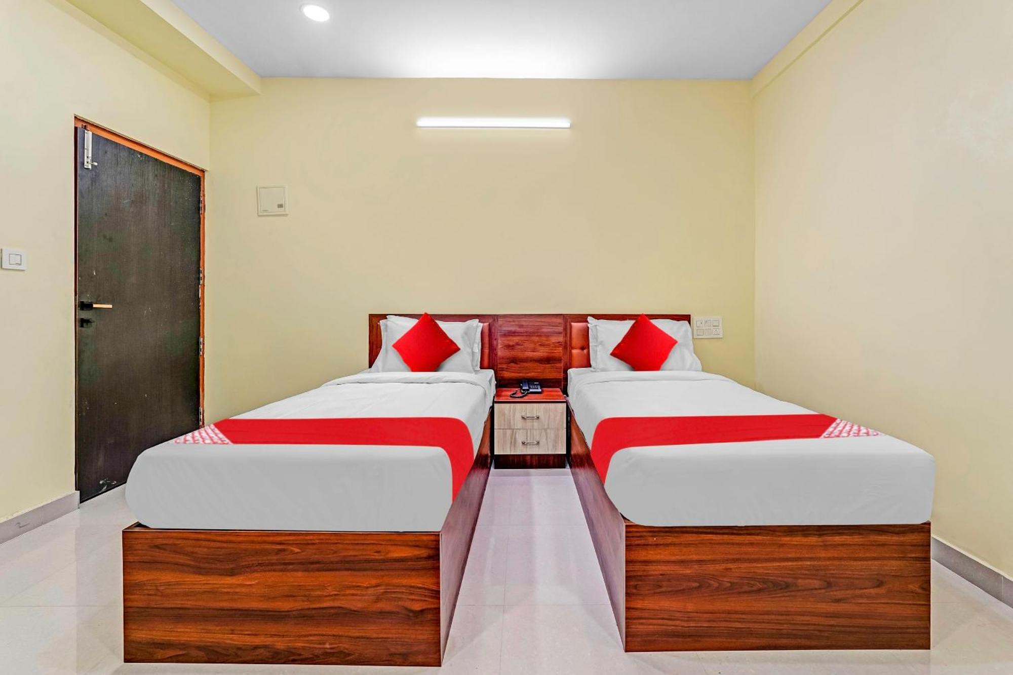 Oyo Flagship Hotel Ayodhya Bengalúr Exteriér fotografie