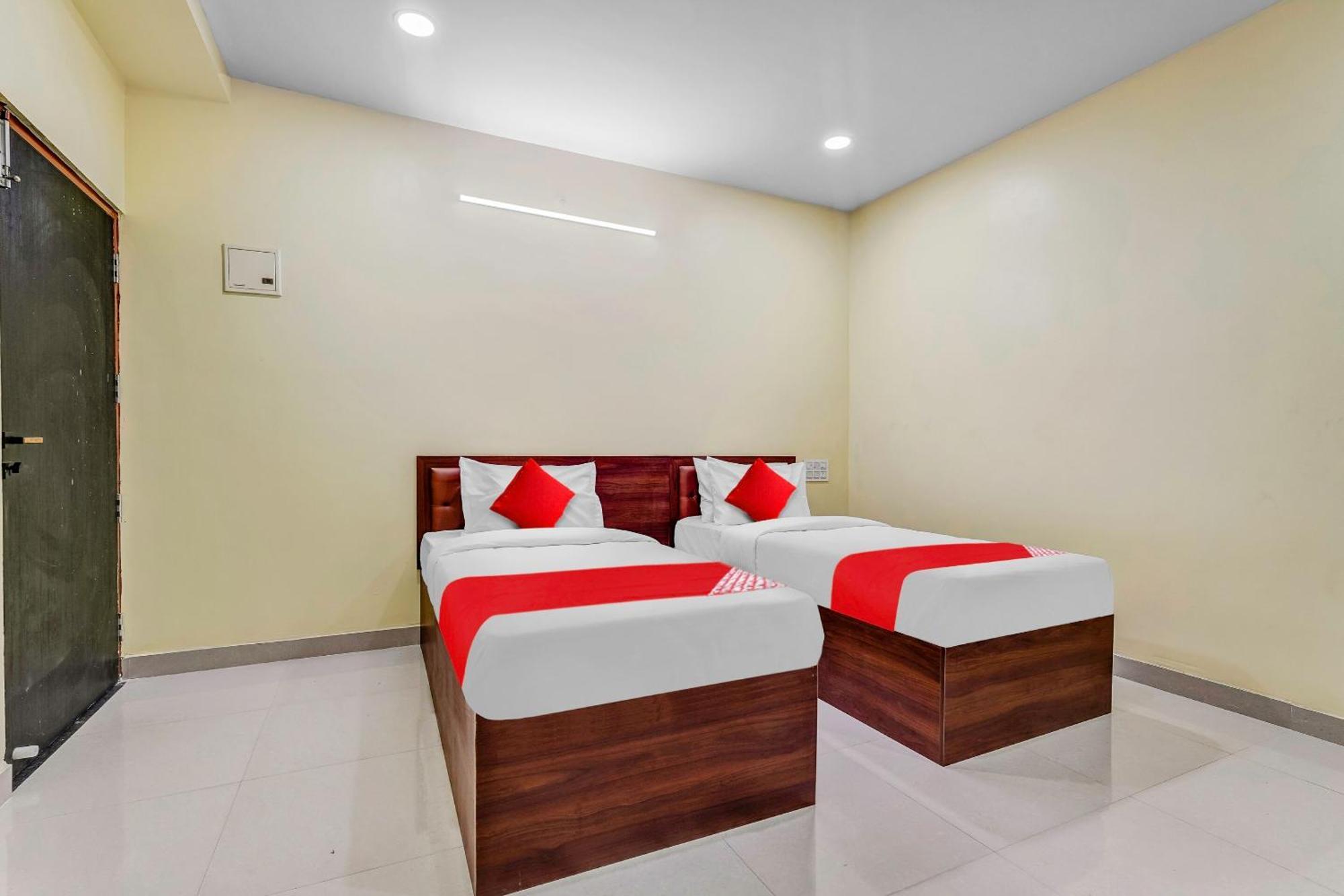 Oyo Flagship Hotel Ayodhya Bengalúr Exteriér fotografie